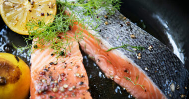7 Science-Backed Benefits of Eating Salmon