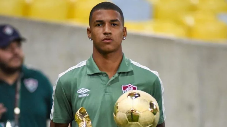 FC Barcelona Interested In Signing Brazilian Fluminense Ace Kaua Elias: Reports