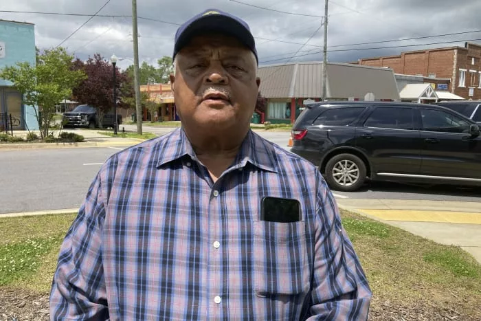 High school star among 4 slain in Alabama party shooting