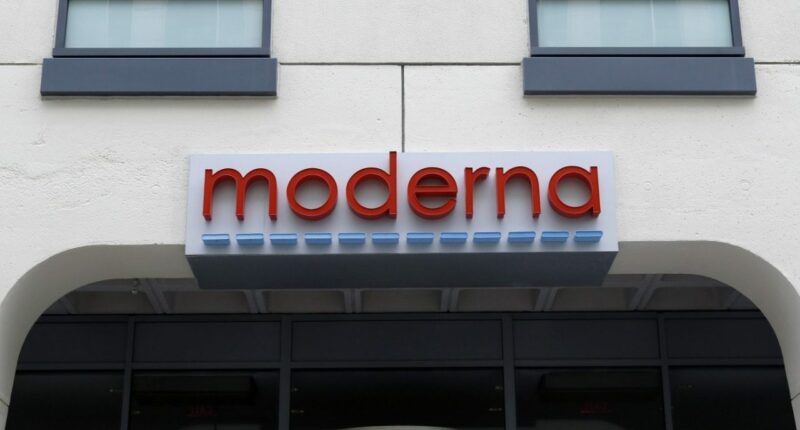 Moderna, IBM partnering to incorporate AI, quantum computing in mRNA development