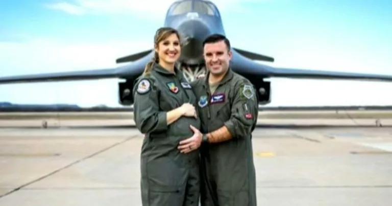 Pregnant Air Force pilot flies supersonic bomber