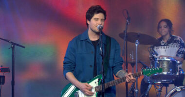 Saturday Sessions: Brian Dunne performs "Bad Luck"