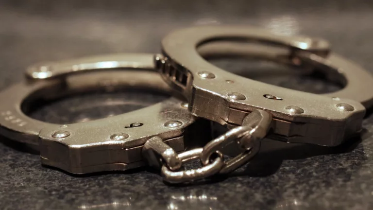 Alabama man arrested after allegedly traveling to meet minor in Homewood