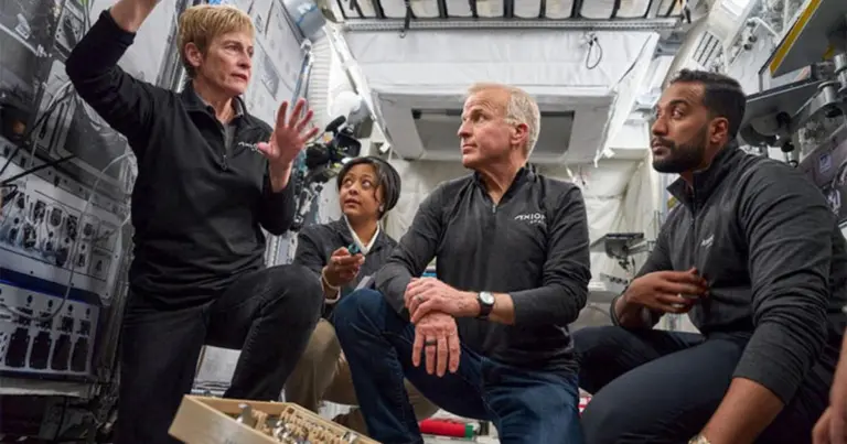 A retired astronaut, a wealthy adventurer and two Saudi astronauts set for launch to space station