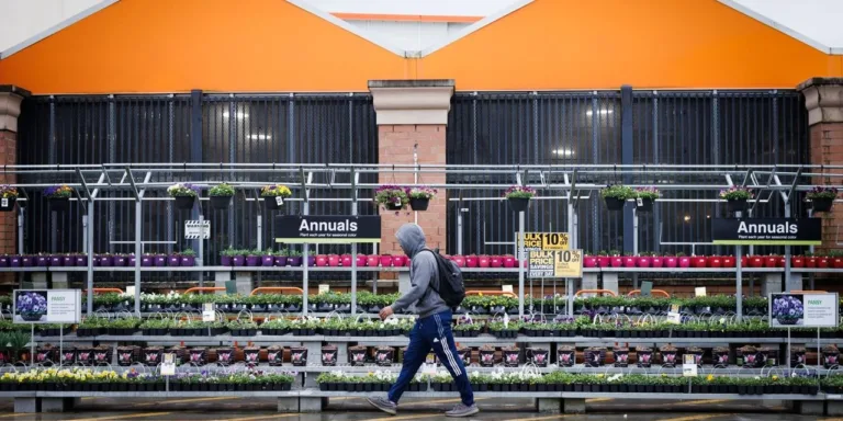 Americans Curb Spending on Home Improvements