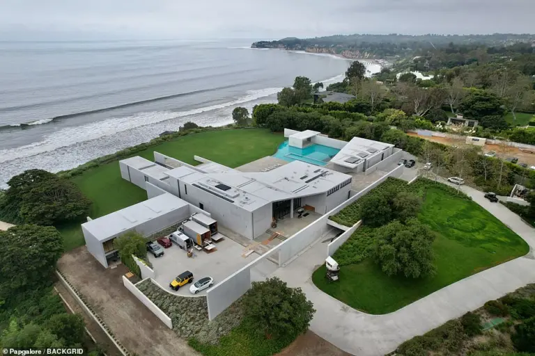 Beyonce and Jay-Z purchase the most expensive home in California for $200 million