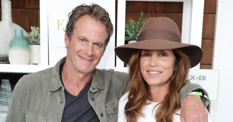 Cindy Crawford and Rande Gerber’s Relationship Timeline: From Friends to Family of 4
