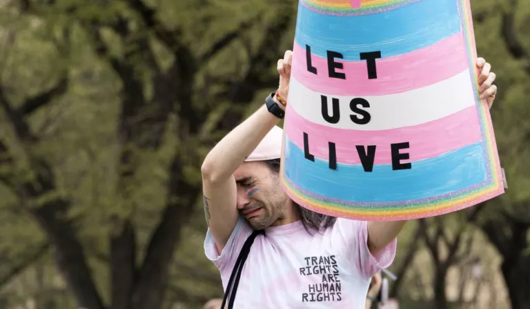 Democrat-Run Kansas City Becomes Transgender Sanctuary City in GOP-Led Missouri