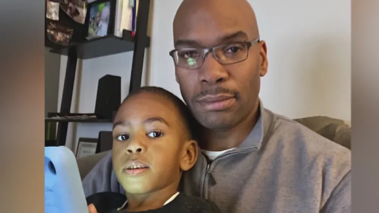 Father injured while shielding 4-year-old son from gunfire in Chicago neighborhood
