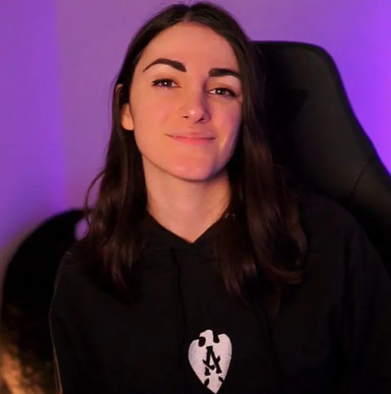 Fivebyfivex (TikTok Star) Wiki, Biography, Age, Boyfriends, Family, Facts, and More