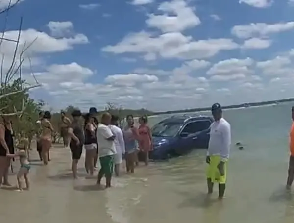 Florida Woman Charged With DUI While Driving On A Beach And Into The Ocean