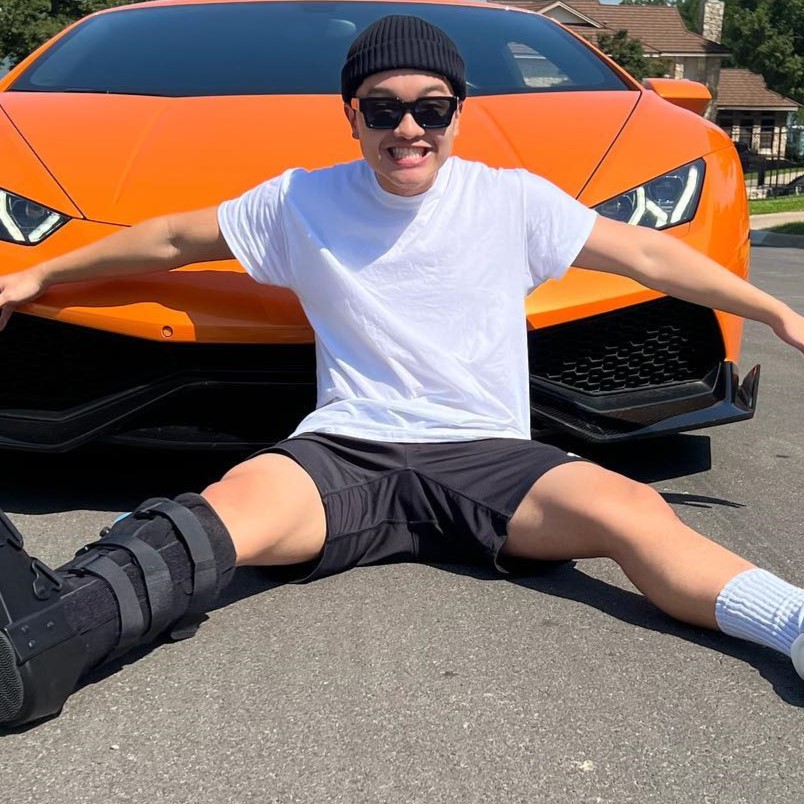 Jason Ween (Singer) Wiki, Biography, Age, Girlfriend ,Family, Facts and