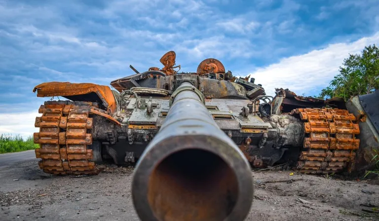 Putin's War, Week 62. Kremlin Droned, Russia Dissed by Friends and Allies, and Ukraine's Offensive Takes Shape
