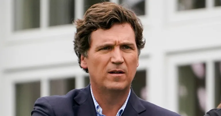 Tucker Carlson says he’ll launch new show on Twitter