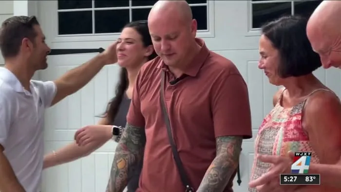 U.S. Navy vet, wife and service dog gifted mortgage-free home in Jacksonville
