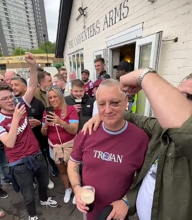 West Ham fan ‘Knollsy’ laps up the love after single-handedly fighting off Dutch ultras