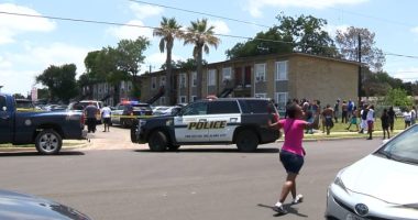 1 dead, 2 critically injured in targeted shooting that ended in gunfire exchange, SAPD says