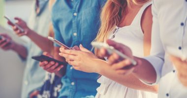 12 Tips to Build a Thriving Community Around Your Business