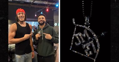 Aaron Gordon Gifts Jamal Murray 'JM27' Diamond Pendant Before NBA Finals