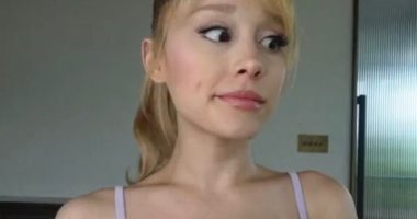 Ariana Grande Jokingly Shades Old Self Over Her 'Thick Cat Eye' Makeup and 'Over Drawn Lip'