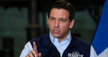 DeSantis starts to hone his attacks against Trump