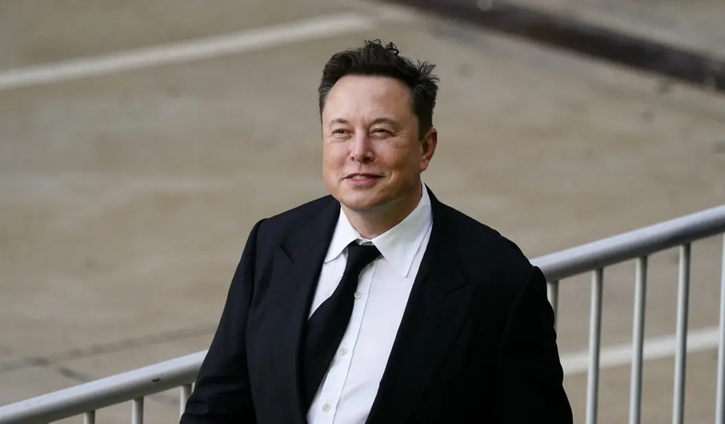 Elon Musk Quickly Responds to Twitter's Censorship of The Daily Wire, but There Are Still Problems