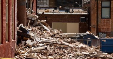 Employees raised concerns about collapsed Iowa apartments