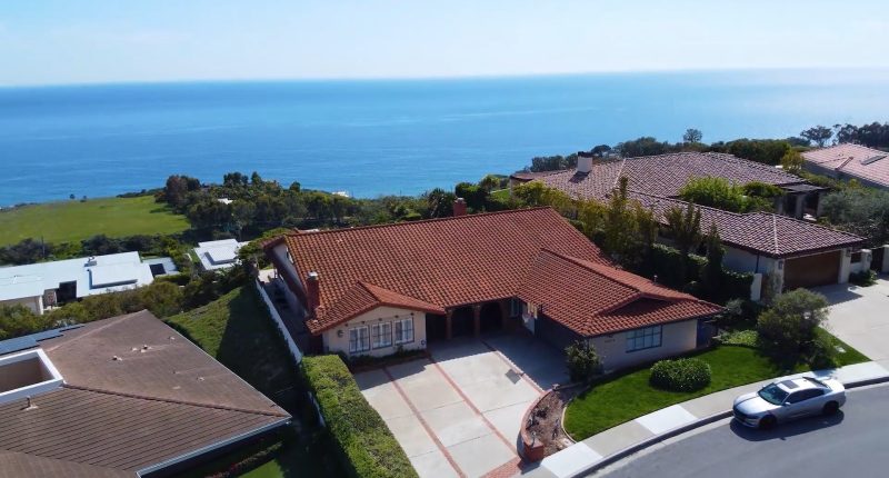 Former Superman Dean Cain Flies Out Of $6.25 Million Malibu Fortress Of Solitude
