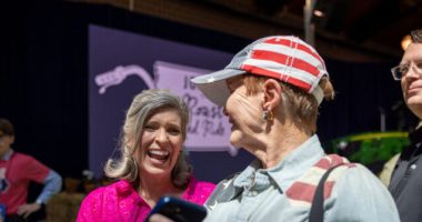GOP Candidates Descend on 'First in the Nation' Iowa for Ernst's Roast and Ride
