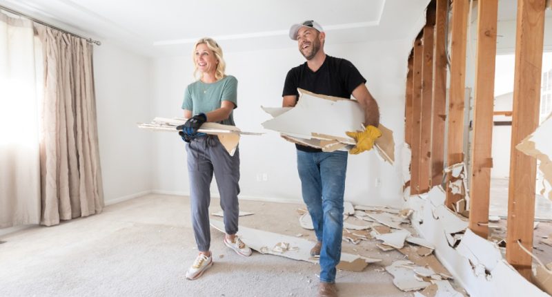 HGTV Renews ‘Fixer To Fabulous’ For Season 5, Orders Italy-Set Spinoff Series With Dave & Jenny Marrs