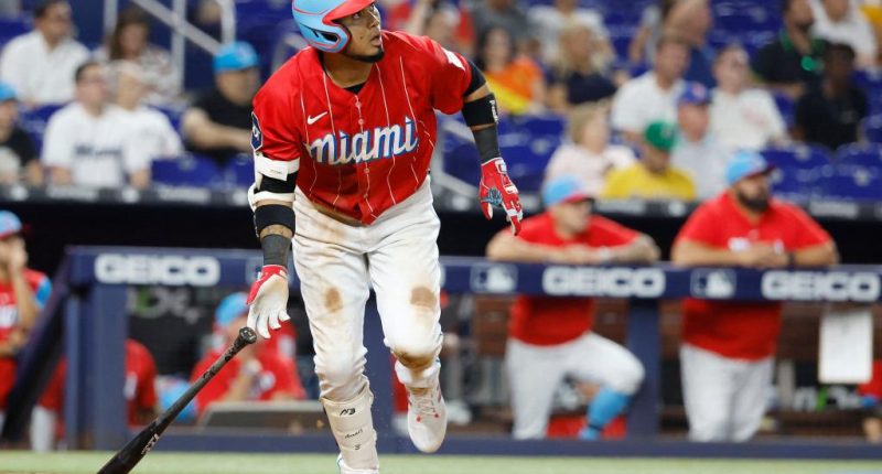 Marlins' Luis Arraez has five-hit game, now hitting .390