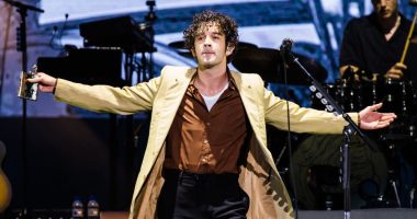 Matty Healy Kisses Male Security Guard at The 1975 Concert in Denmark