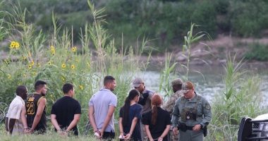 Migrants Charged by Texas Police for Breaching Border Barriers