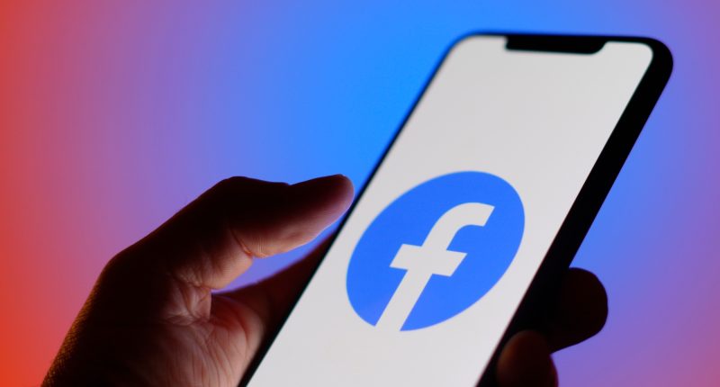 People are just noticing hidden Facebook setting that stops annoying video sounds from blasting out of your iPhone