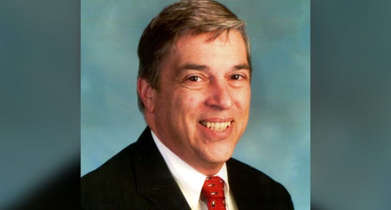 Robert Hanssen, FBI agent convicted of spying, dies in Colorado prison