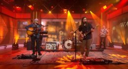 Saturday Sessions: Waldemar performs "Summer Rain"