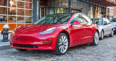 Tesla claims every new Model 3 now qualifies for $7,500 EV tax credit in US