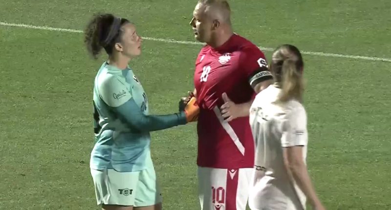 Video: Elite US Women's Soccer Team Crushed by Team Full of Retired Men