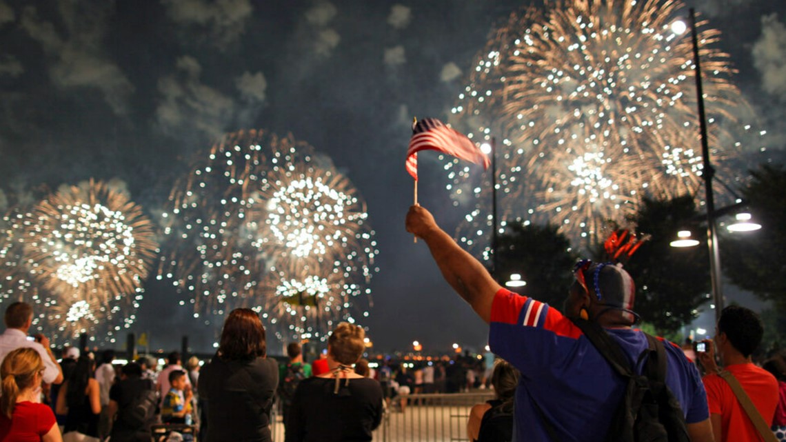 why are stores open on 4th of july reddit