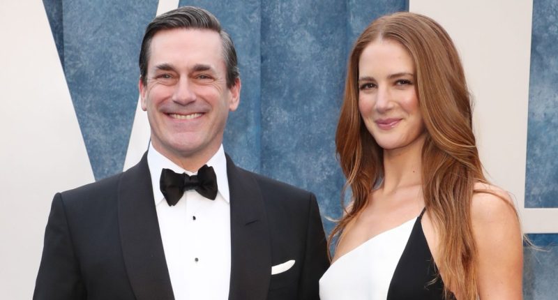Jon Hamm Marries Former ‘Mad Men’ Costar Anna Osceola - Internewscast