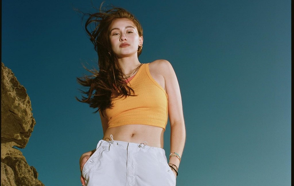 Lola Tung Height Weight How Tall Is She? Wikipedia And Age