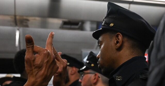 Nypd Cops Leaving Force In Droves Internewscast Journal Nypd Cops Leaving Force In Droves Internewscast Journal