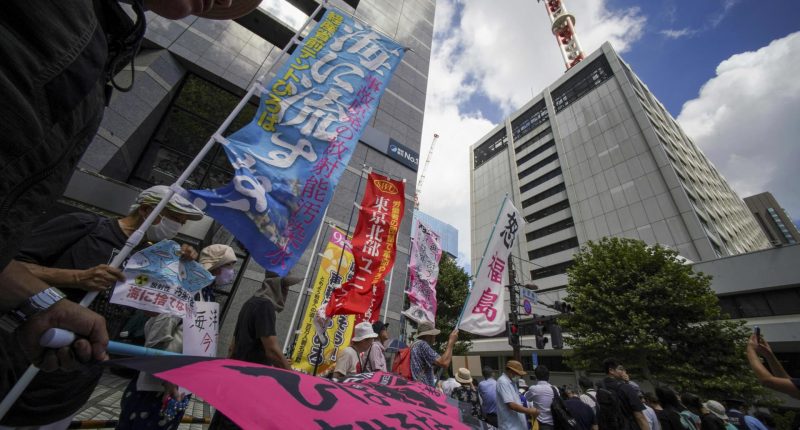 China suspends all aquatic imports from Japan