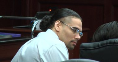 'I'll kill you and cry': Prosecutors expose messages between Jacksonville man and teenage niece