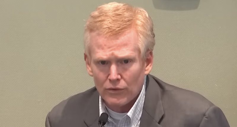 Alex Murdaugh Tearfully Pleads Guilty To Big-Time Fraud