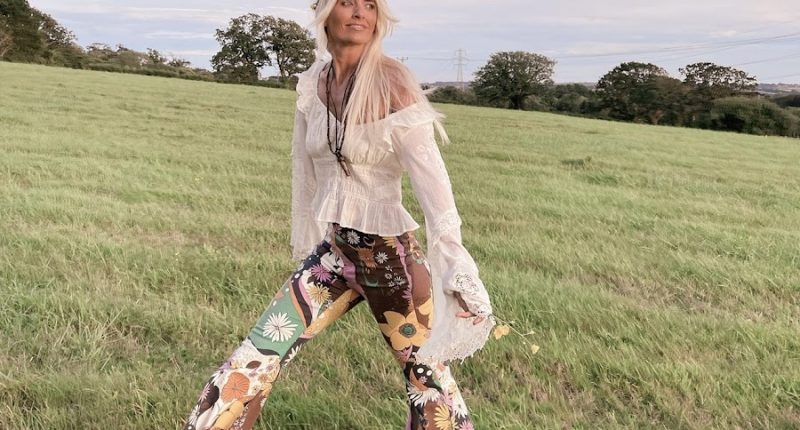 Amy-Jo Simpson (TikTok Star) Wiki, Biography, Age, Girlfriend, Family, Facts and More