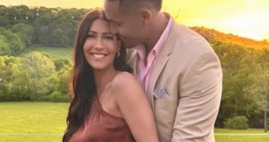 Becca Kufrin Welcomes First Child with Fiance Thomas Jacobs!