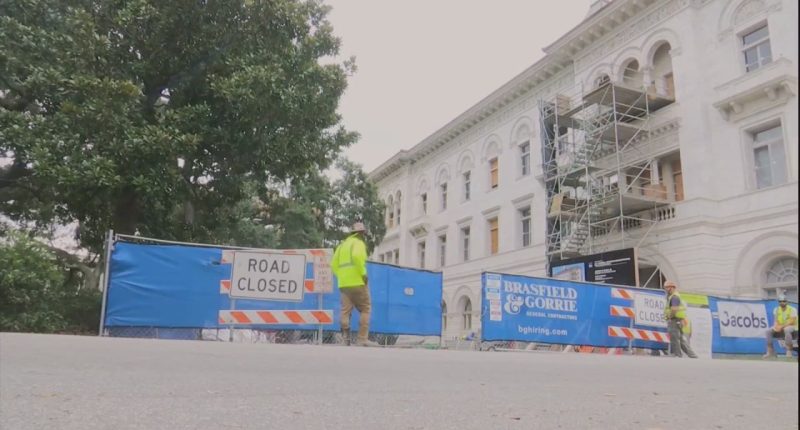 Business owners concerned with courthouse construction delays
