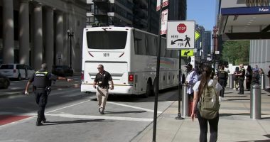 Chicago officials sometimes alerted that new busloads of migrants are coming by bus companies transporting them