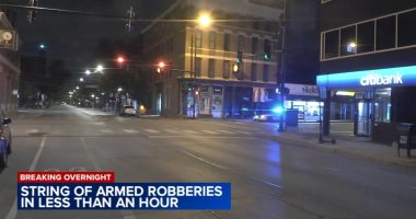 Chicago police investigating 4 armed robberies in less than an hour on North Side